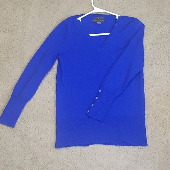 H18 FENN WRIGHT MANSON: SIZE S, BLUE WOMENS SWEATER - Picture 1 of 3
